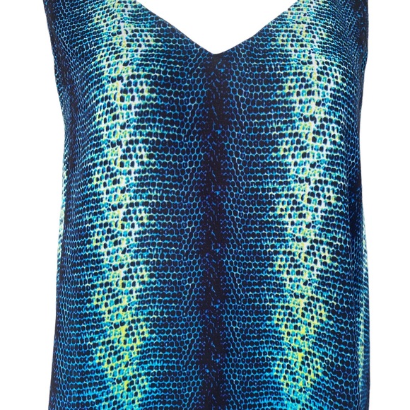 Worthington Blue Green Snakeskin Print Handkerchief Hem Sleeveless Tank Blouse S - Picture 3 of 14